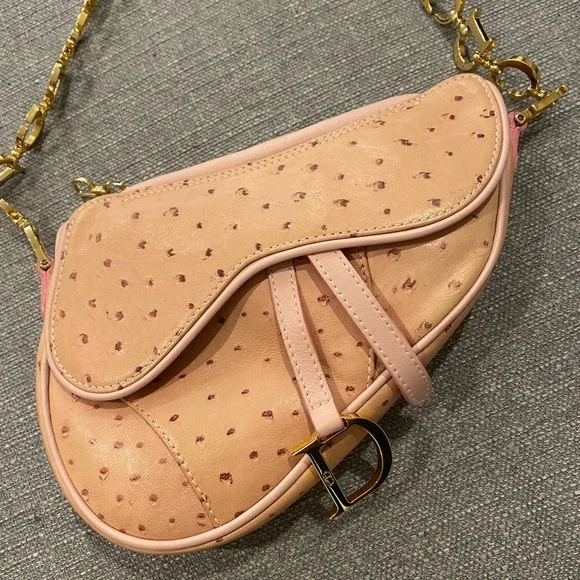 RARE Dior by Galliano Ostrich Saddle Bag in Pink - Picture 3 of 12